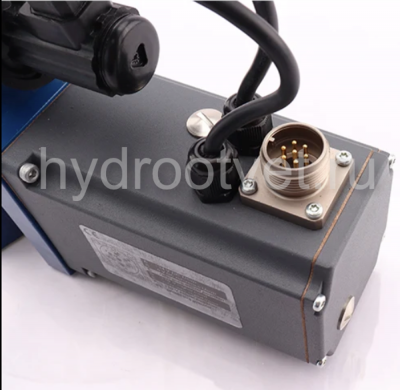 4WRTE32E600L-4X/6EG24K31/A1M - Пропорциональный быстродействующий распределитель с обратной связью по положению золотника и со встроенным усилителем (OBE), Ду32, A1 = ±10 В, номинальный расход 600 л/мин, схема E, каналы управления X и Y = внешние
